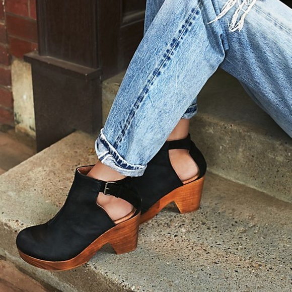 Free People Shoes - Free People Amber Orchard Clog